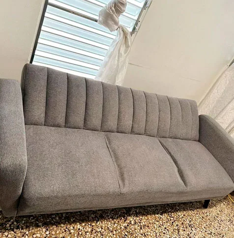 sofa luego de la limpieza
